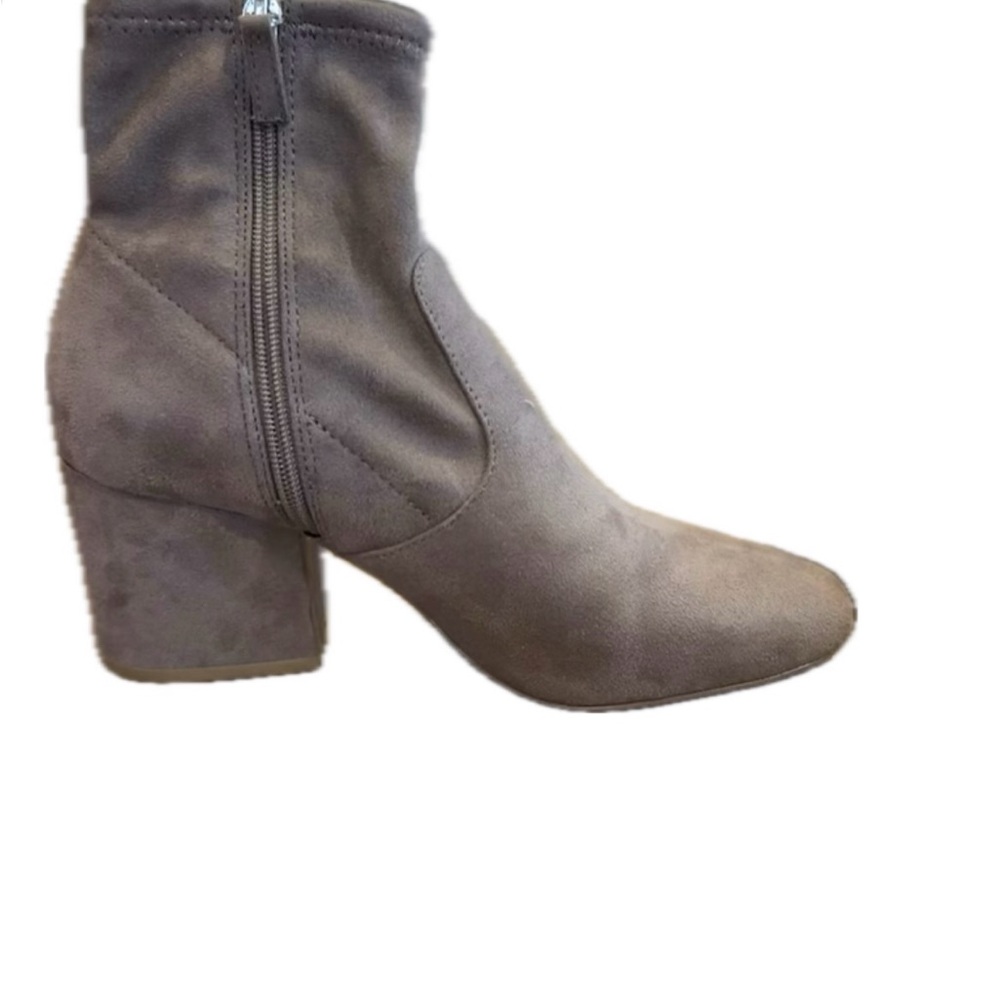 Steve Madden Iberia Grey Footwear